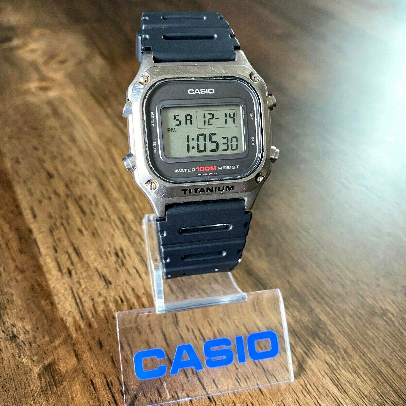 RARE Vintage 1984 Casio TW-7000 TITANIUM 100M Diver Watch RARE Vintage 1984 Casio TW-7000 TITANIUM 100M Diver Watch
