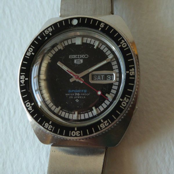 Rare vintage SEIKO Sports Diver 6106 8120 wristwatch: all original inc.  bracelet | WatchCharts
