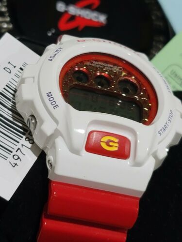 Casio G-SHOCK - 3230 - RED / White Lt Ed - DW6900 Watch 20bar DW