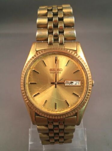 Vintage Seiko 7N43 8111 Men s Day Date Dress Style Gold Tone