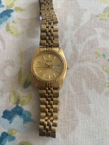 SEIKO Vintage Women s Quartz Watch Gold Tone 7N83 0041 Water