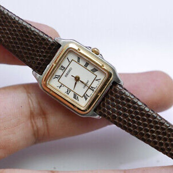 Seiko Lucent 4N21 5210 Roman Numeric Dial Quartz Watch Japan