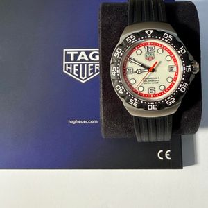 Tag Heuer WA1410 Formula 1 Watch Womens Blue Red SS Professional