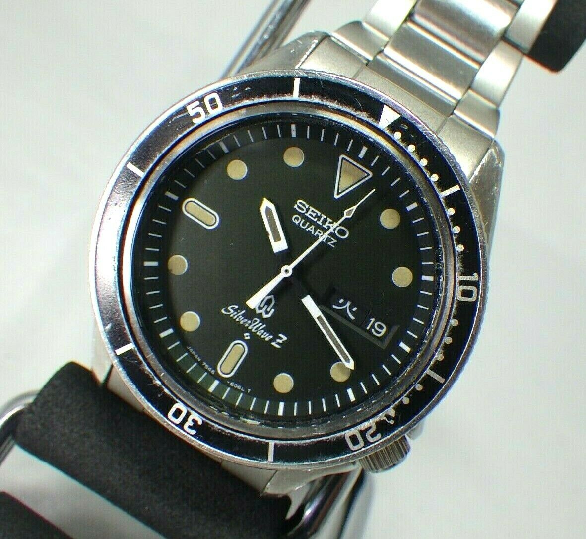 Seiko Quartz Silver Wave Z Wristwatch 7546-6060 #067e | WatchCharts