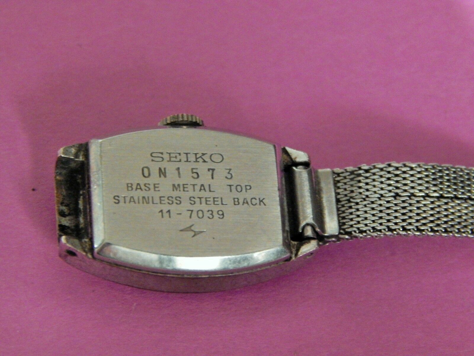 Vintage seiko best sale ladies watch