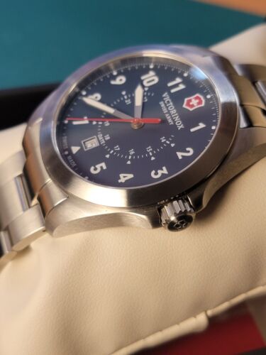 Victorinox Swiss Army Heritage Watch Model 241967 | WatchCharts