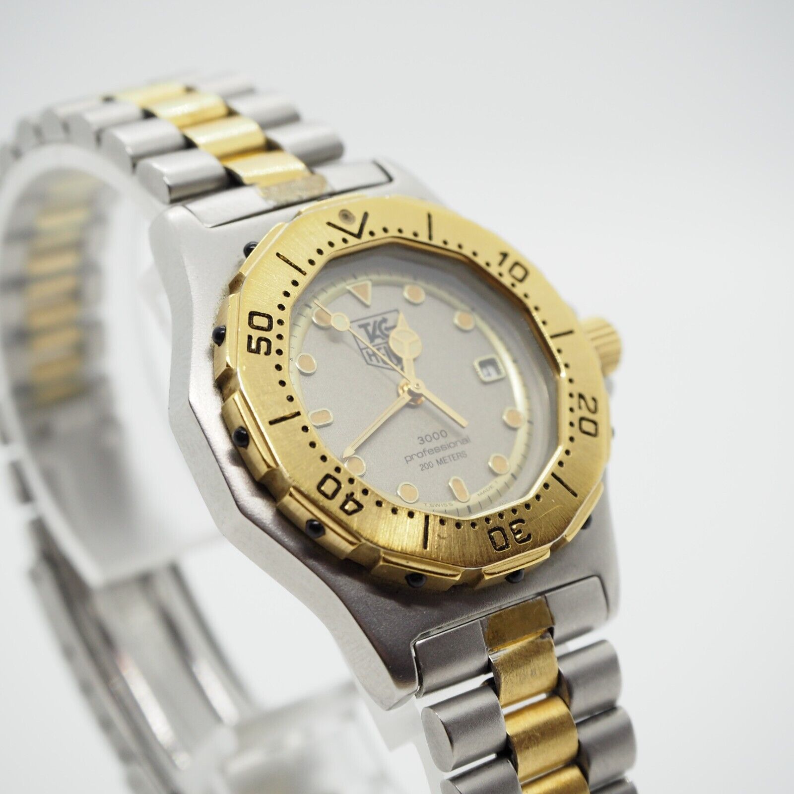 Tag Heuer Professional 3000 Watch 934.215 Quartz Ladies 31mm Gold 