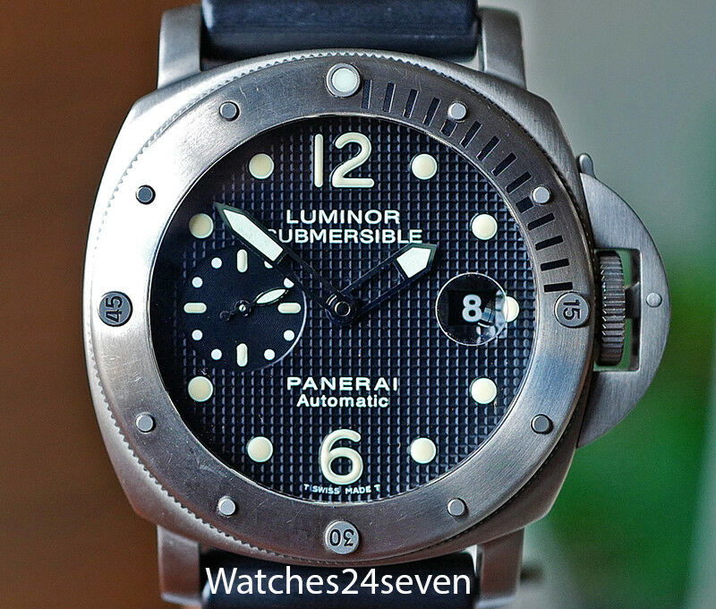 Panerai PAM 25 Submersible Hobnail Tritium Dial Titanium 44mm