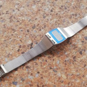 Vintage Seiko F231 4000 Quartz Digital LCD Watch Super Slim