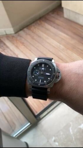 Panerai SUBMERSIBLE 3 days 42mm Ceramic Bezel PAM 683