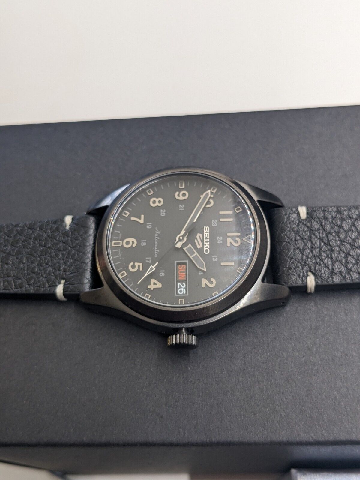 SEIKO 5 Pulseira Esportiva De Aço Inoxidável Stealth SRPJ09K1, Pulseira, Pulseira, Pulseira