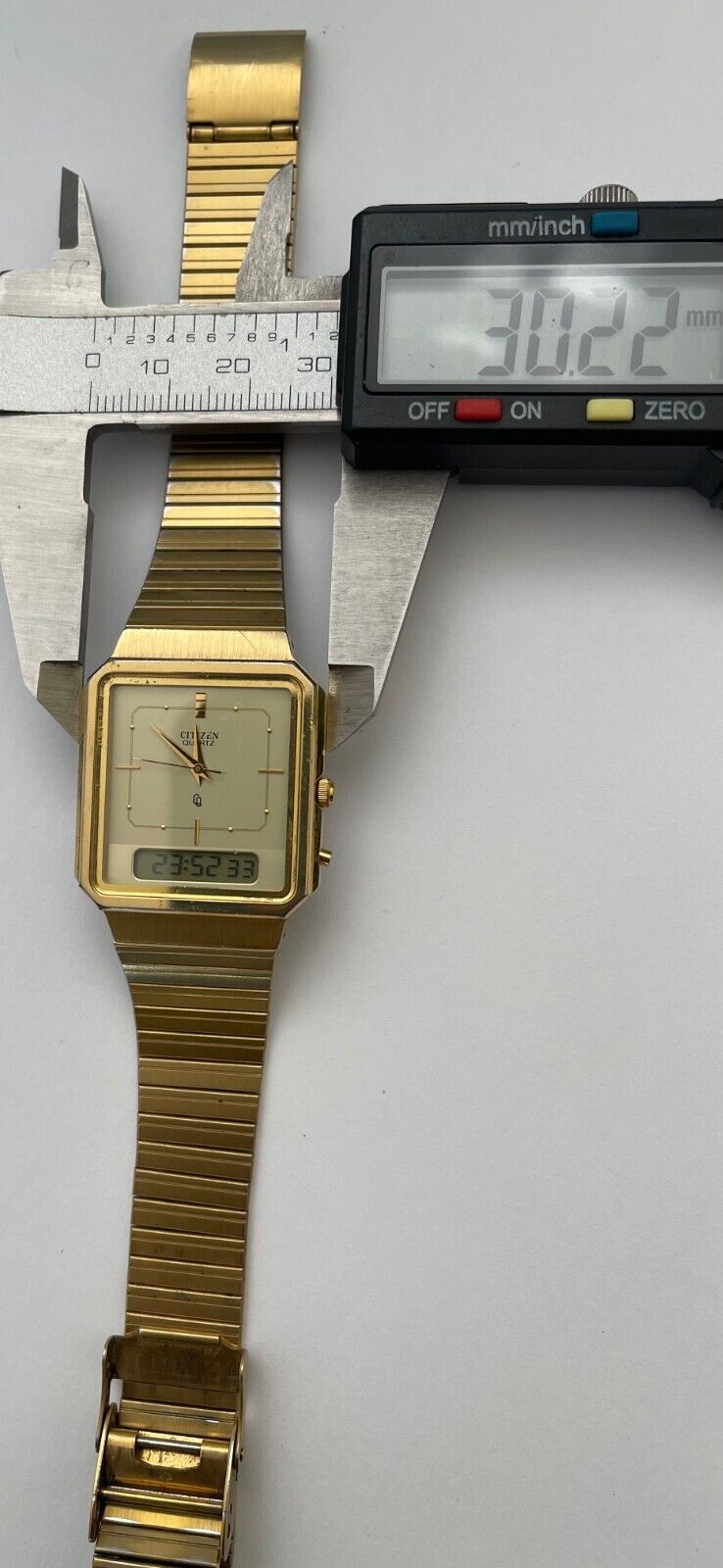 Vintage Citizen Digi Analog Watch Citizen 8930 Japan 30-2309