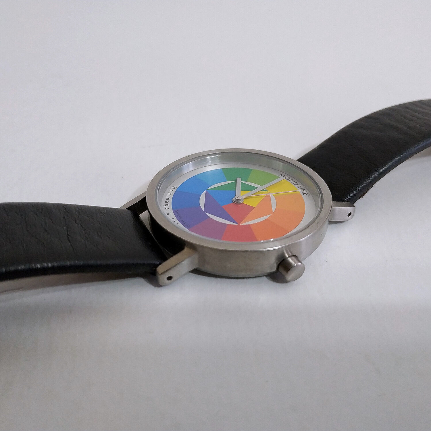MONDAINE Hommage a Johannes Itten. Vintage. Watch. Quartz. SWISS 