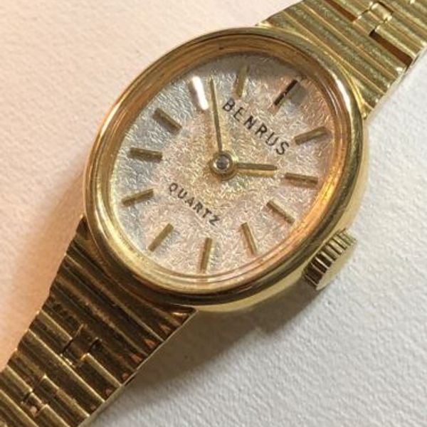 Vintage Benrus Women’s Oval Quartz Dress Watch Gold Tone New Battery ...