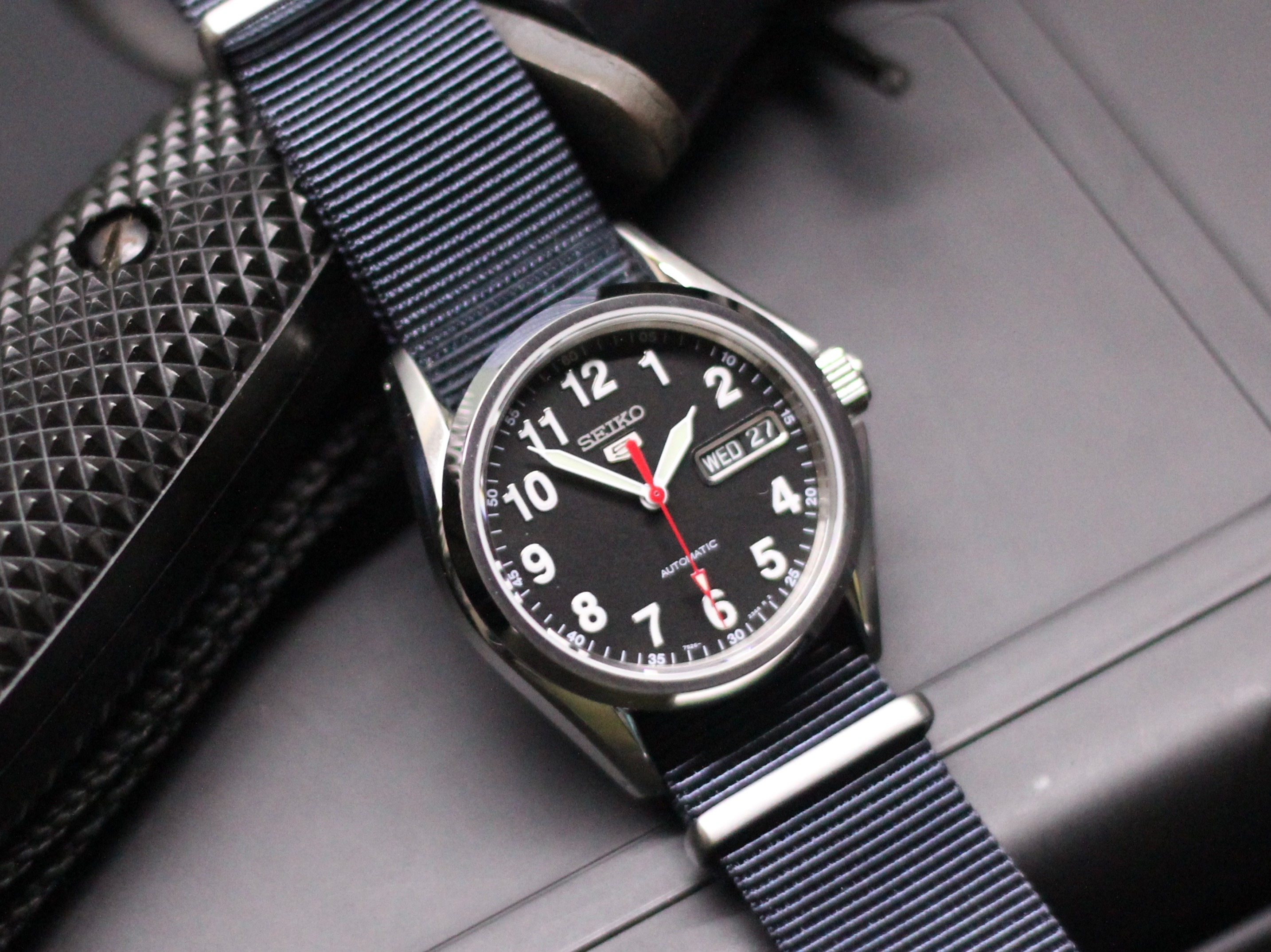 Seiko Mod Recce Field Watch WatchCharts Marketplace