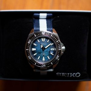 WTS] Seiko SRPF79 Dark Manta Ray Samurai Diver w/ box and extra strap |  WatchCharts