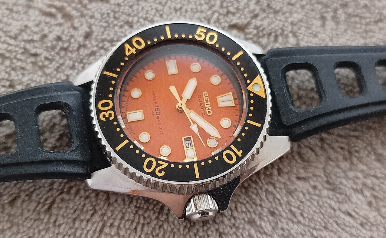 NICE VINTAGE SEIKO QUARTZ DIVER 2625-0010 ORANGE DIAL JAPAN WATCH 