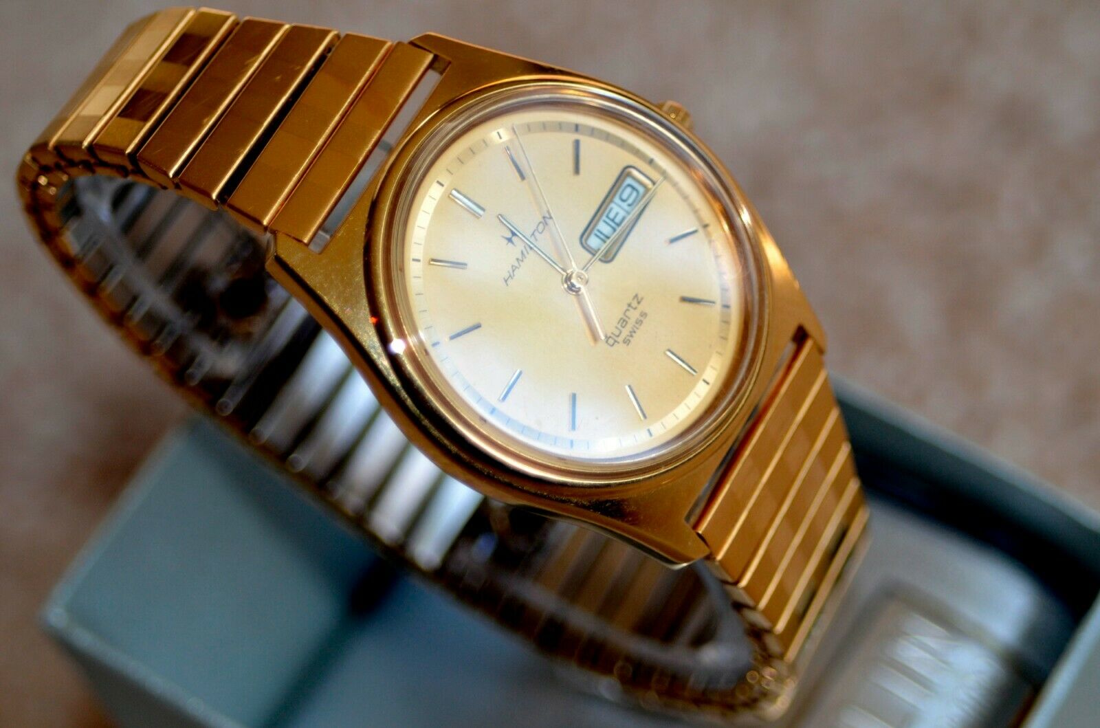 Hamilton quartz watch on sale gold