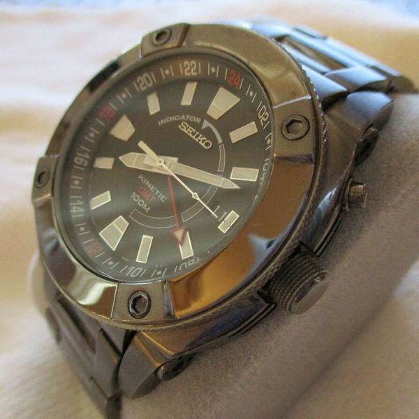 Seiko Kinetic Quartz GMT Men's Watch 5M65-0AB0 SUN007 Black Ion SS new  Battery | WatchCharts
