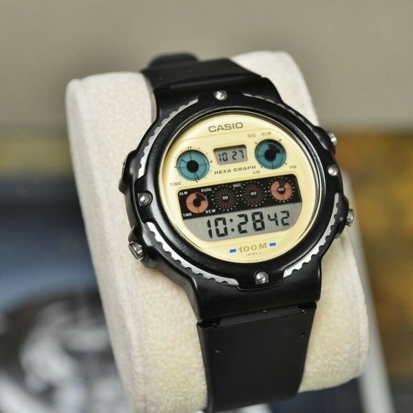 CASIO HGW10 HEXA GRAPH WHITE DIAL DIGITAL WATCH VINTAGE DW7800 PENTA