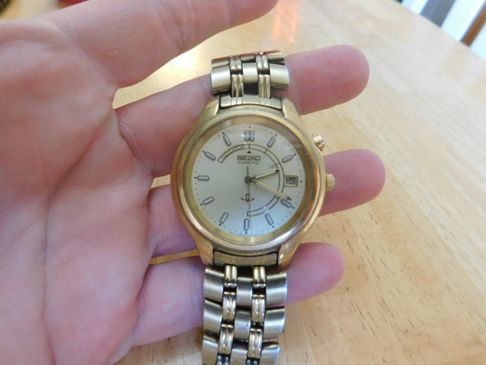 Seiko Kinetic 5M42-0A19 Gold Tone Watch | WatchCharts