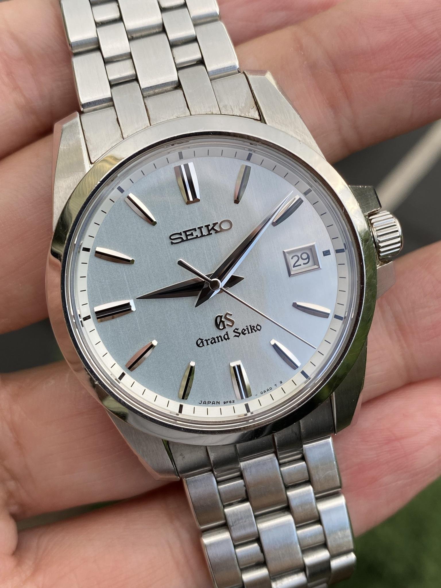 Seiko SBGX047/9F62-0AA0 Stainless steel White Japan | Dealer