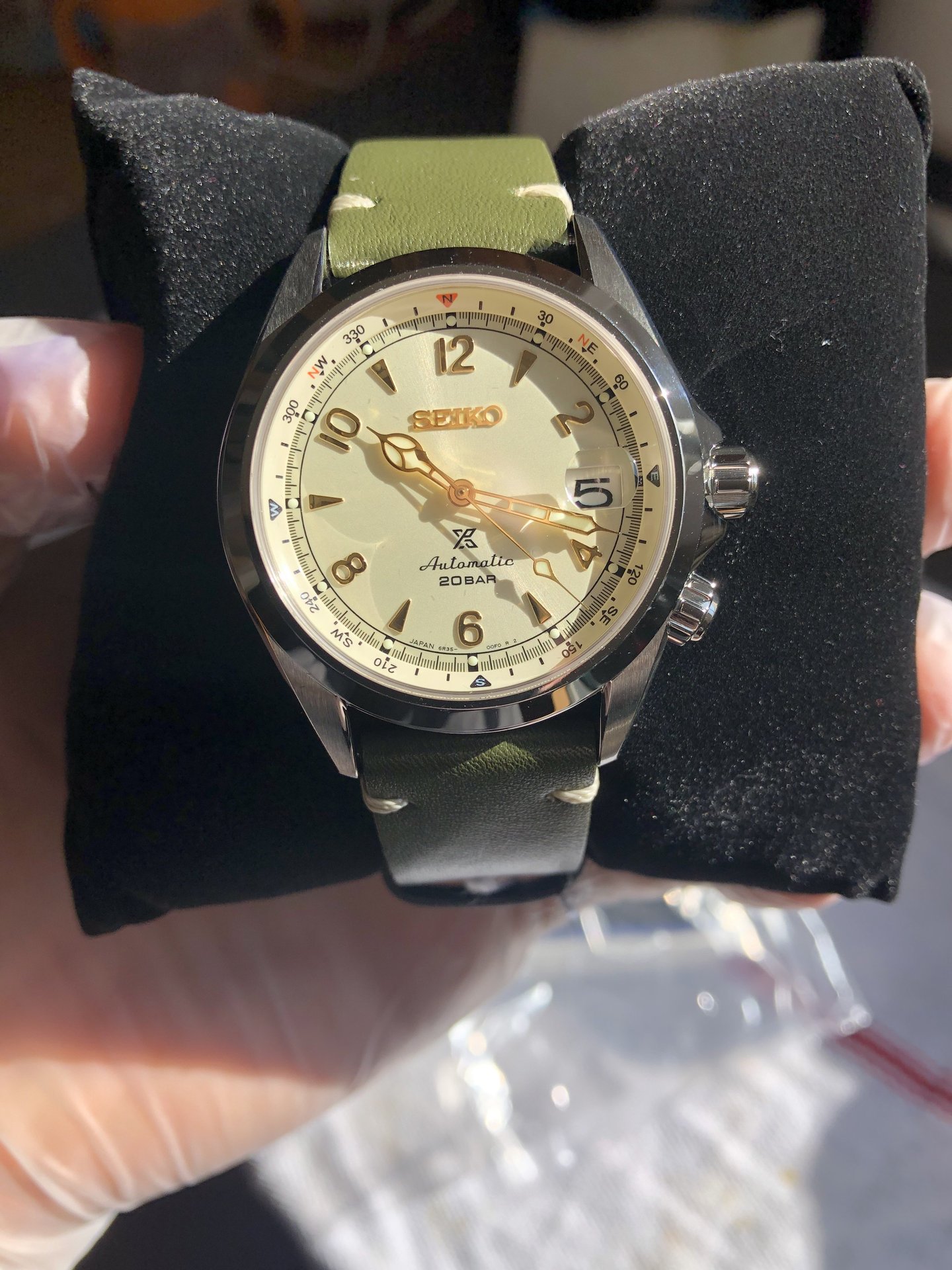 FS: BNIB Seiko Alpinist SPB123 Champagne | WatchCharts