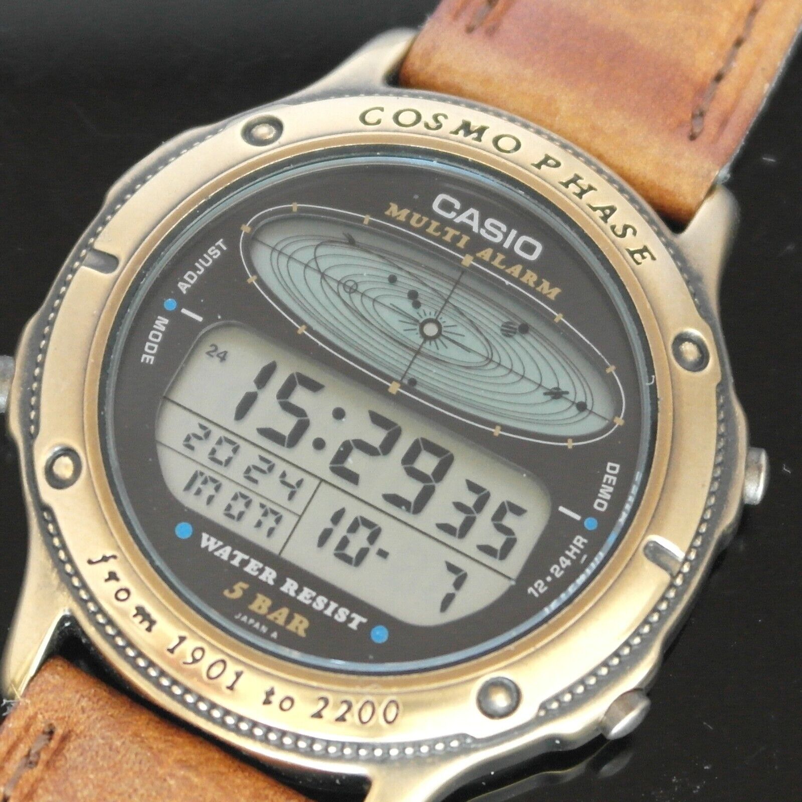 カシオ　コスモフェイズCASIO COSMO PHASE CGW91-908 VINTAGE CASIO COSMO PHASE CGW-91 MODULE {908} 1985Men's Watch