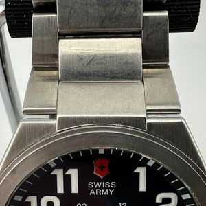 Victorinox Swiss Army Men's Black Dial Date 241163 Quartz Watch