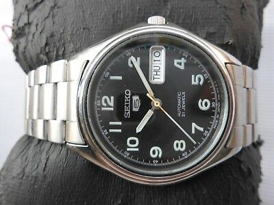 Seiko 5 military discount black