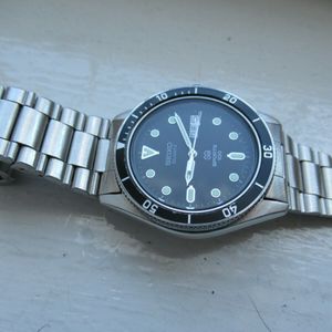 w*t様 SEIKO SQ 8123-6190 SUWA QUARTZ メンズ Vintage Seiko SQ Sports 8123-6100 Quartz Divers from july 1983