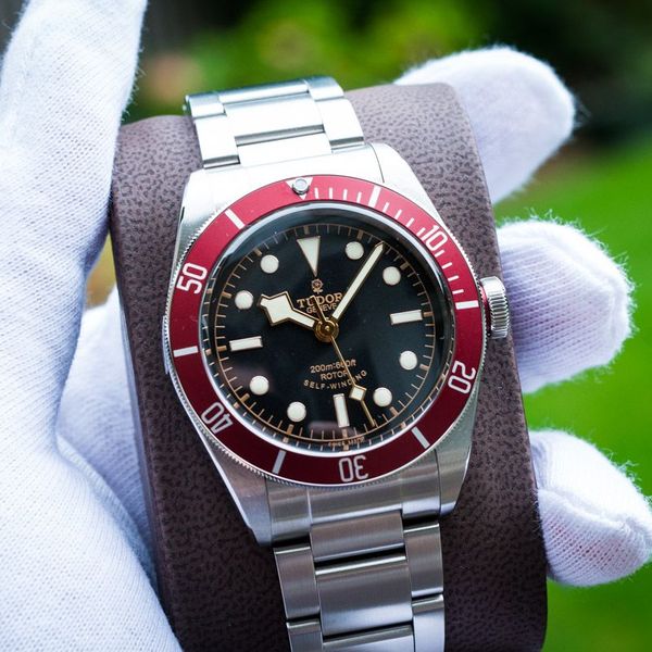 FS: Tudor Black Blay RED ETA 79220R (NEW IN BOX) | WatchCharts