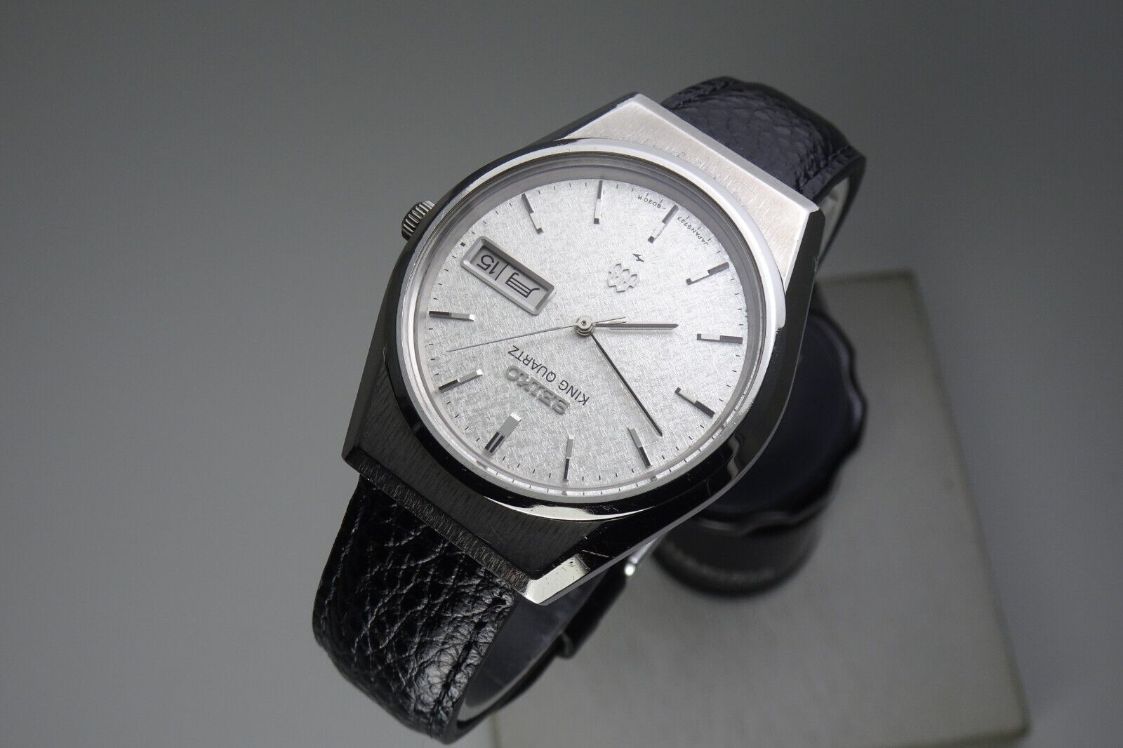Seiko King Quartz 9723-8050 Price as of July 2025 | WatchCharts