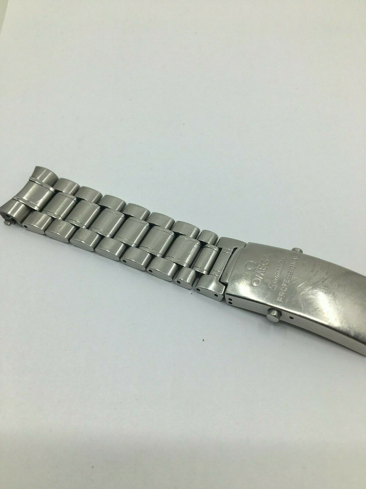 Omega Seamaster bracelet 1610/930, 020ST1610930 | WatchCharts