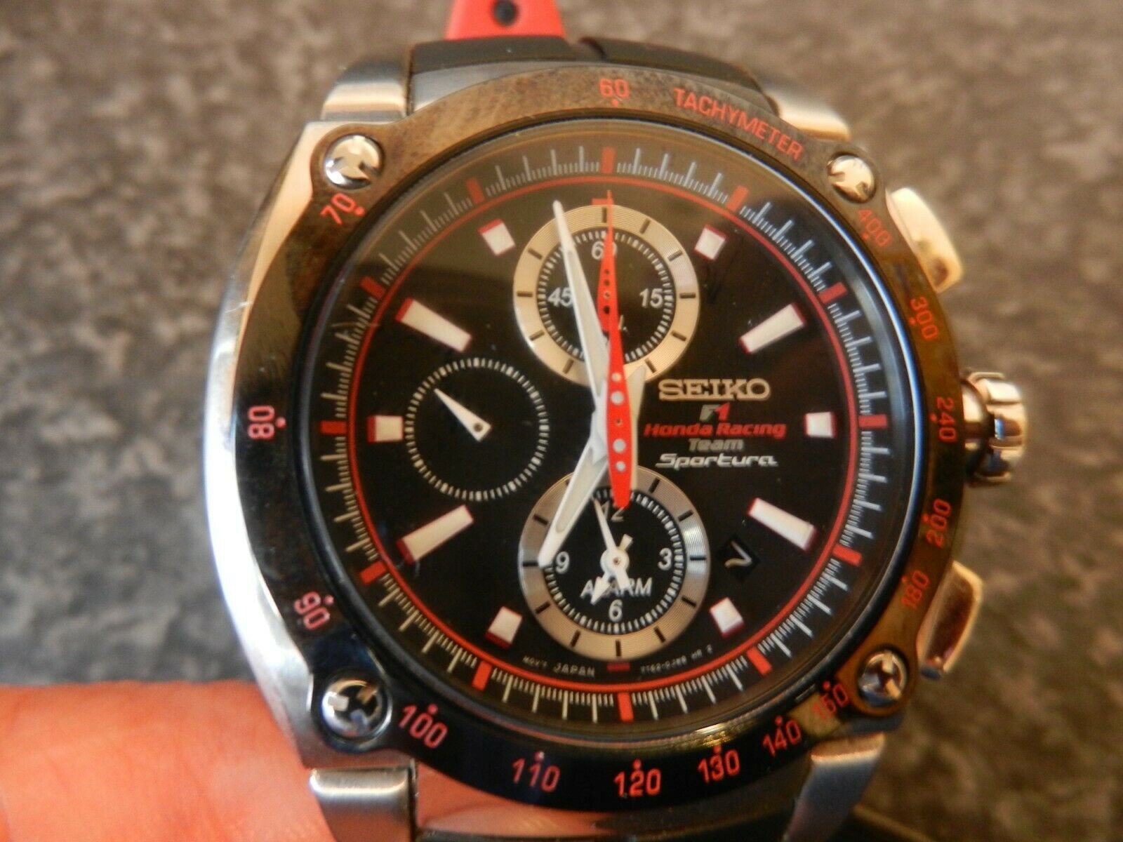 SEIKO SPORTURA HONDA FI RACING CHRONO SAPPHIRE QUARTZ 7T62-OGRO BOXED MINT  | WatchCharts