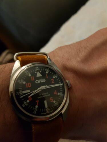 Vintage Refurbished Oris 1971 1983 17 jewels pilot style watch