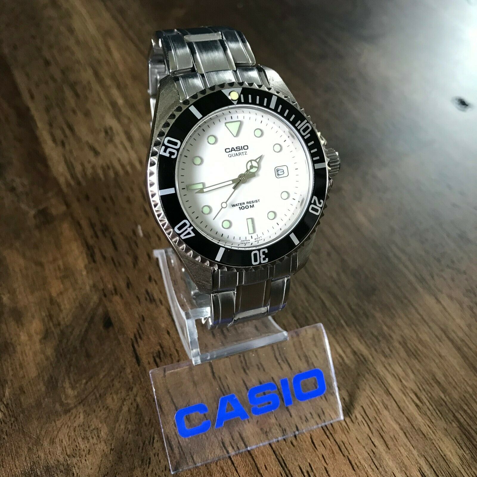 casio quartz 100m