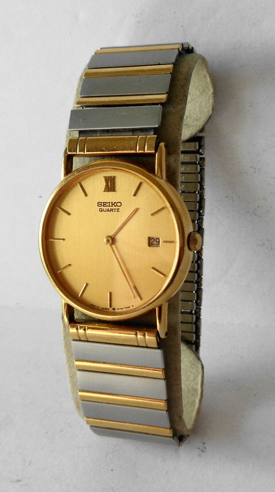 Men's Seiko 5Y39-7010 Quartz Wristwatch Date Feature Fresh Battery Running  | WatchCharts
