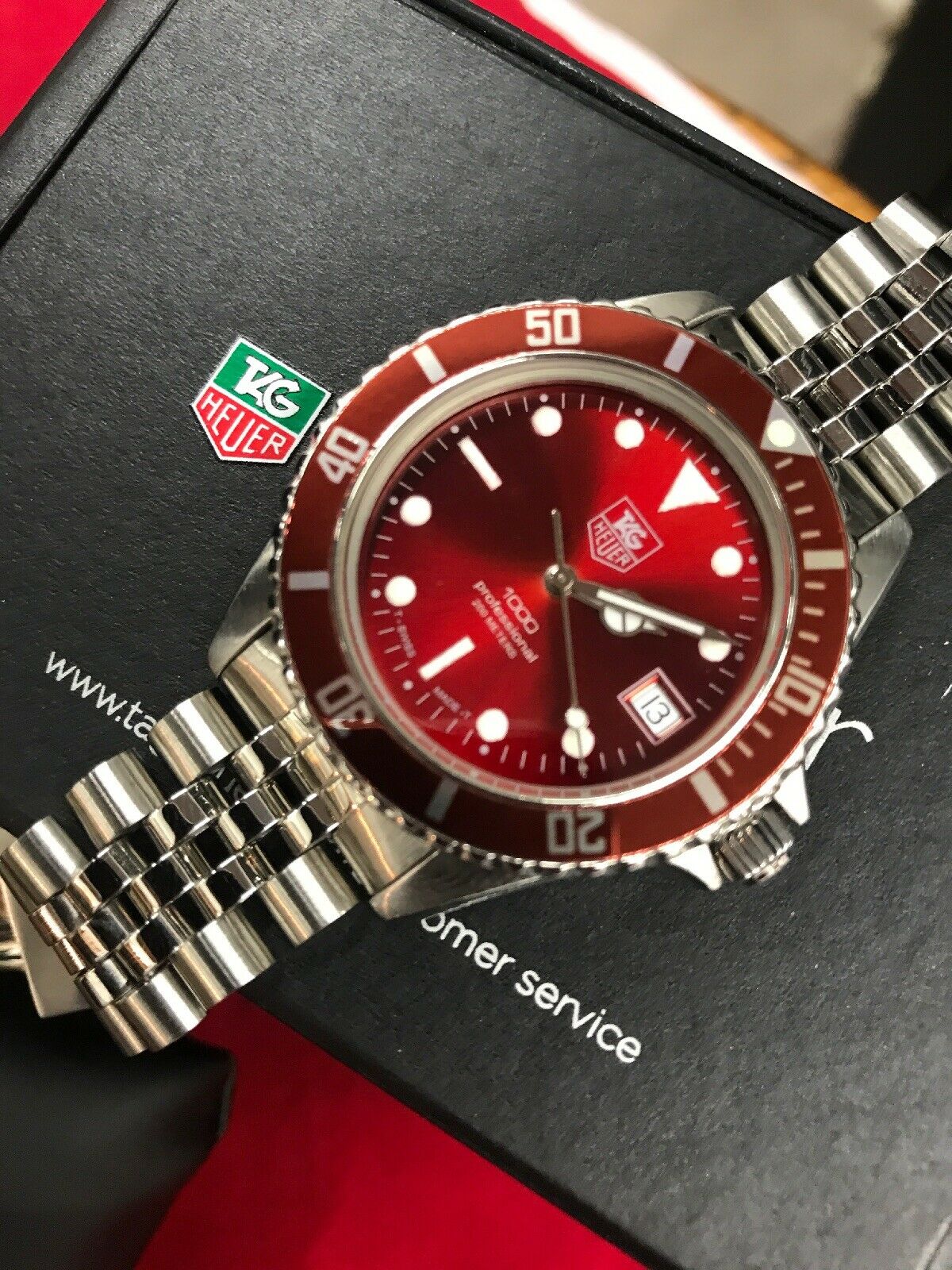 Rare Men s Tag Heuer 1000 Burgundy Red Wine Professional 200m