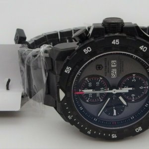 New Victorinox Swiss Army 241573 Alpnach Auto 7750 Chronograph PVD