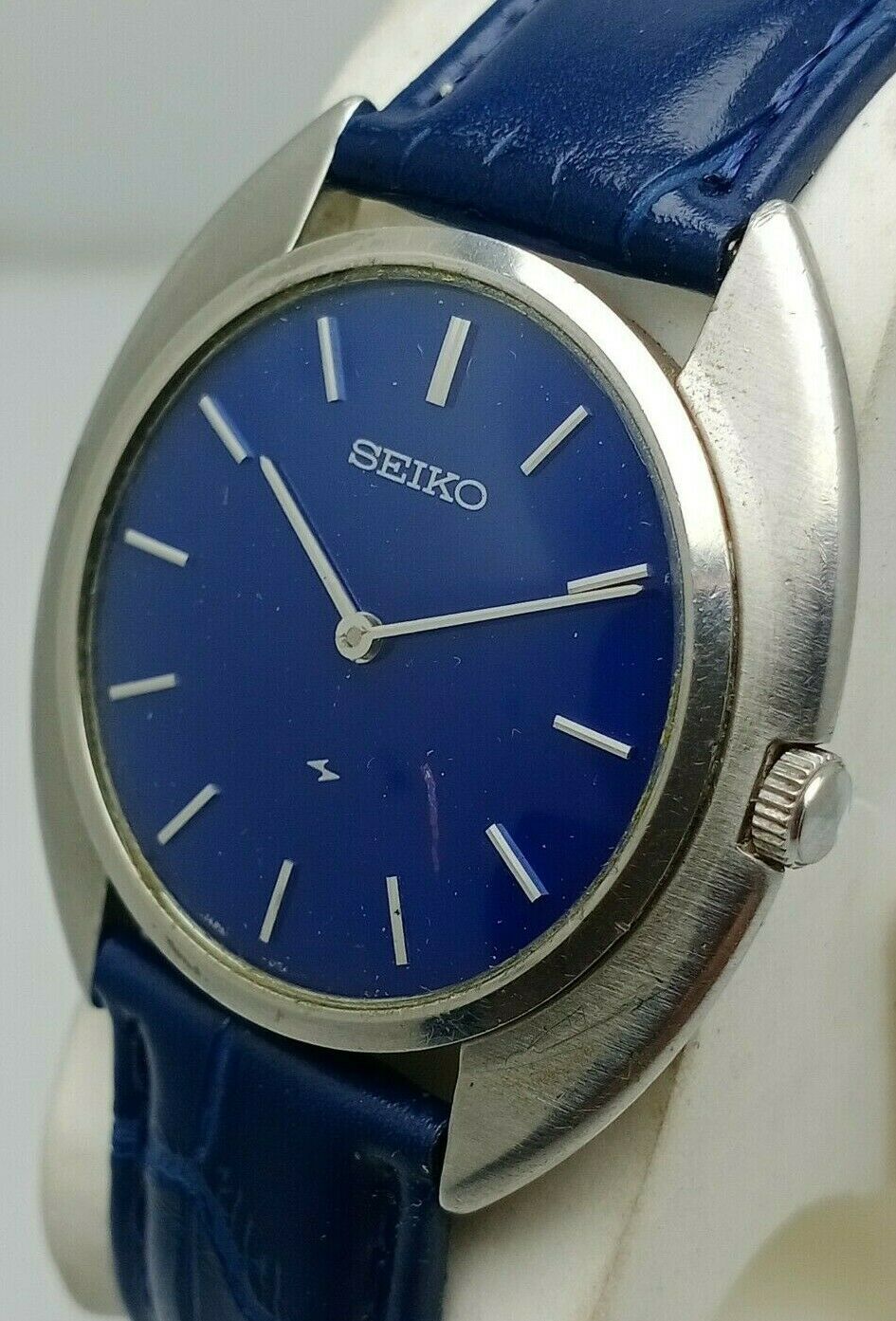 Vintage Seiko Chariot 2220-0270 Blue dial Manual Winding Men's