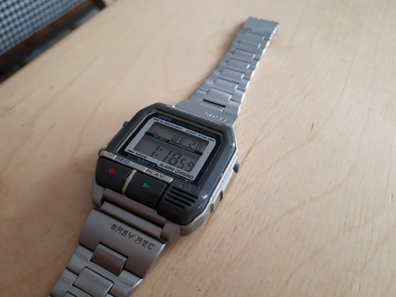 Vintage Casio Digital LCD Easy Rec AV2 | WatchCharts Marketplace