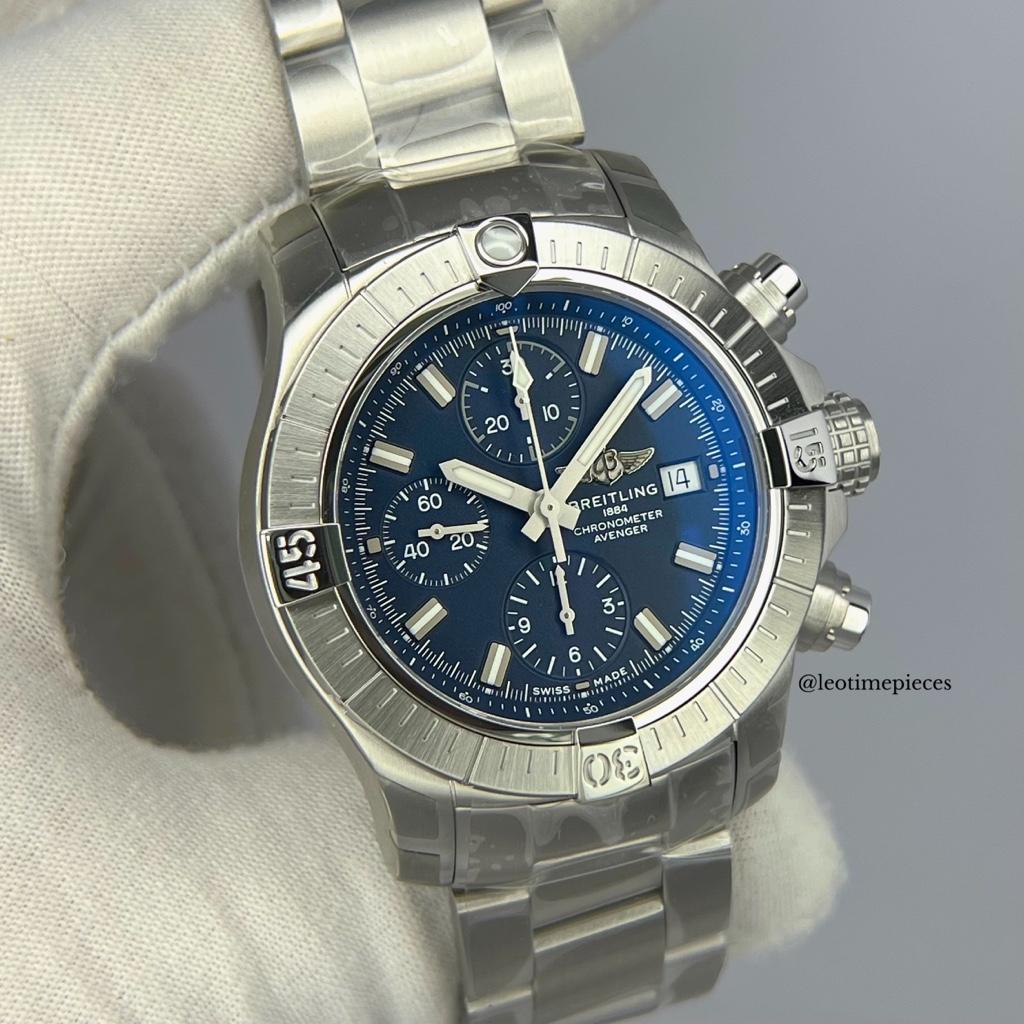 FS BNIB 2022 Breitling Avenger Chronograph 43 Blue on Steel