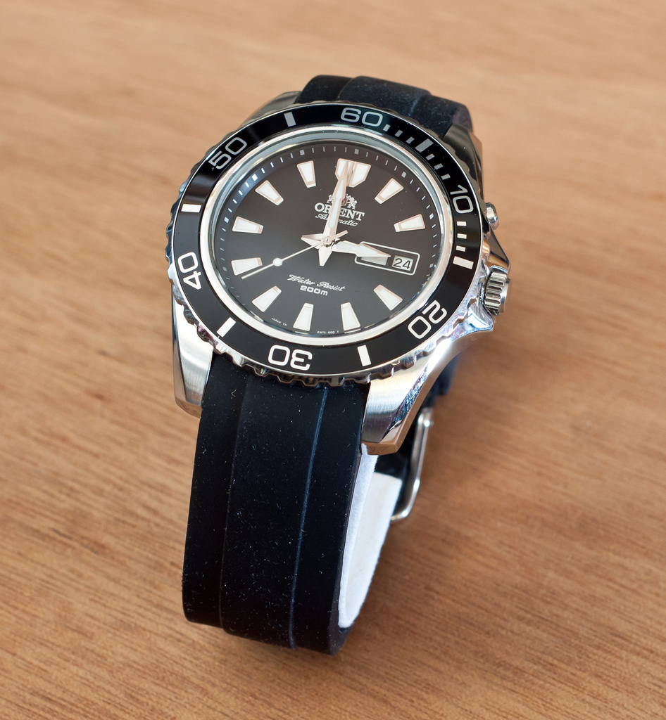 orient mako 2 rubber strap