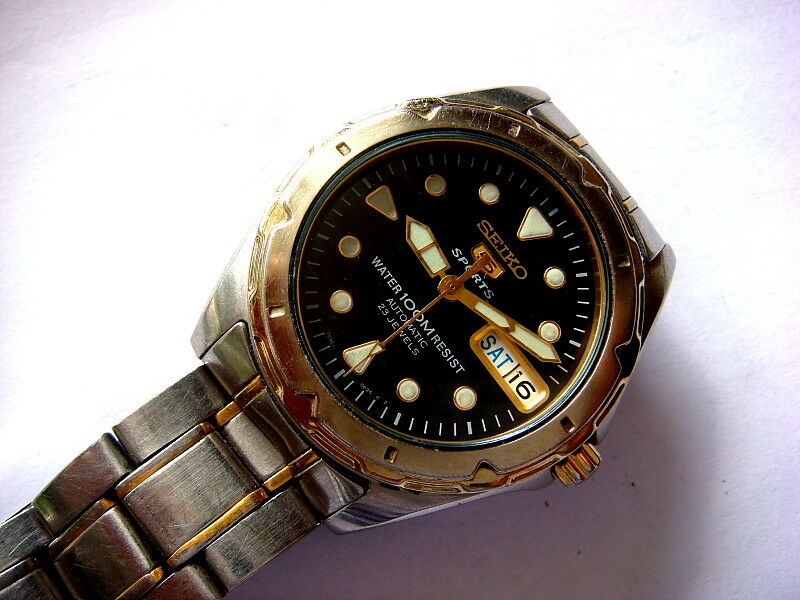 seiko water 100m resist automatic 23 jewels