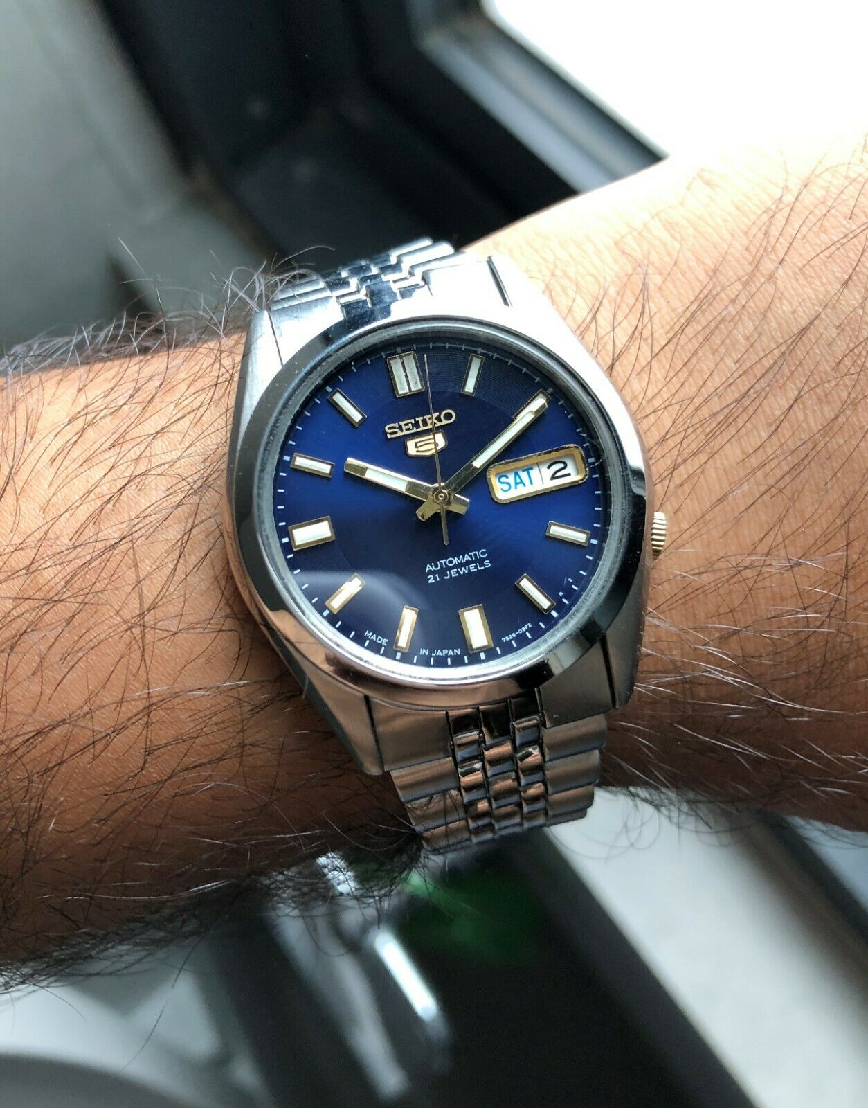 Seiko sunburst hot sale blue dial