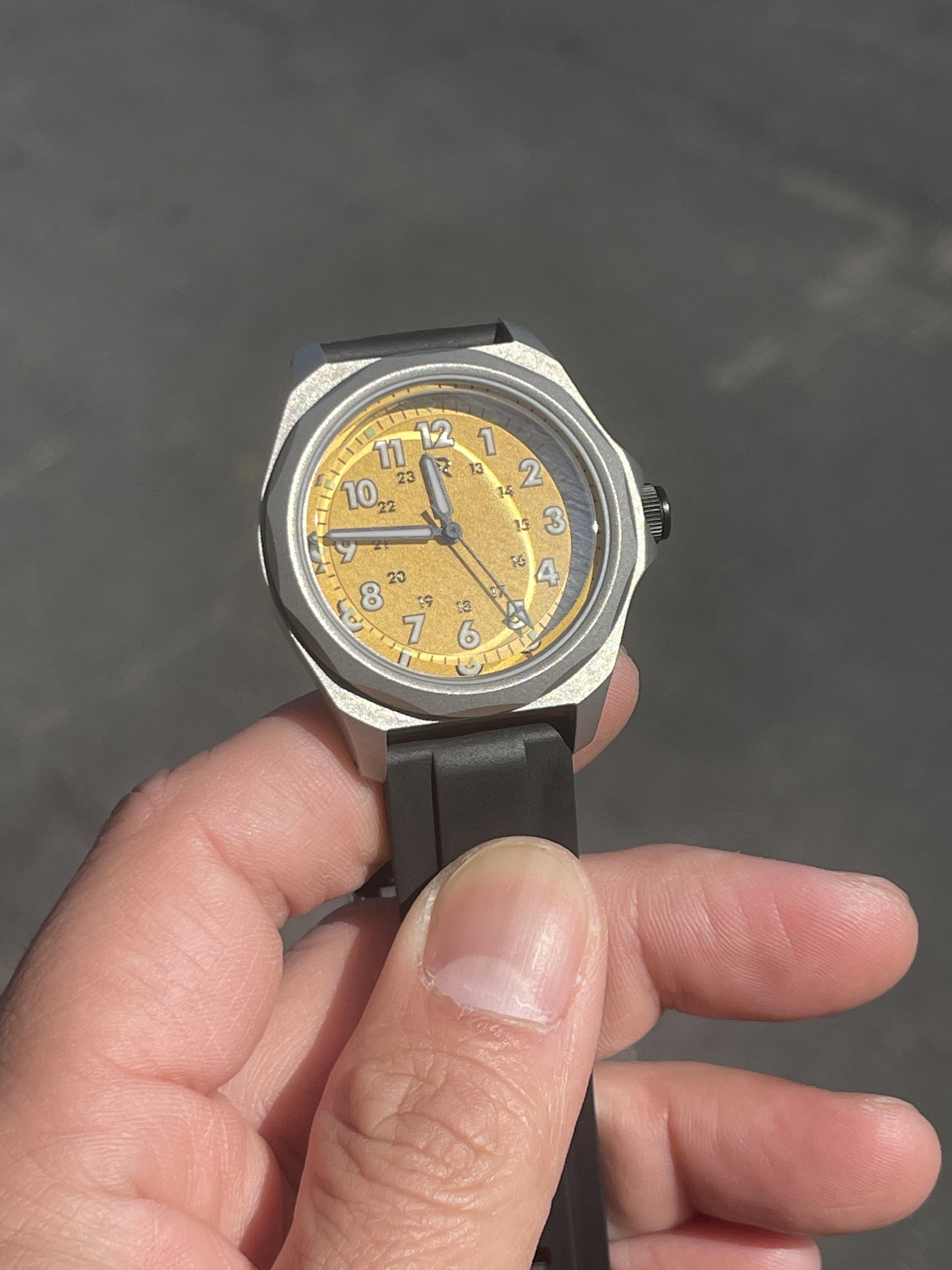 WTS] RZE Urbanist Solar Titanium 36mm Medallion (Yellow