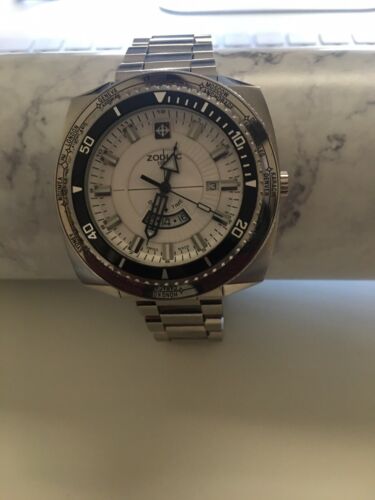 Zodiac Super sea dragon Z03706 1882 Dual time Very Good Condition