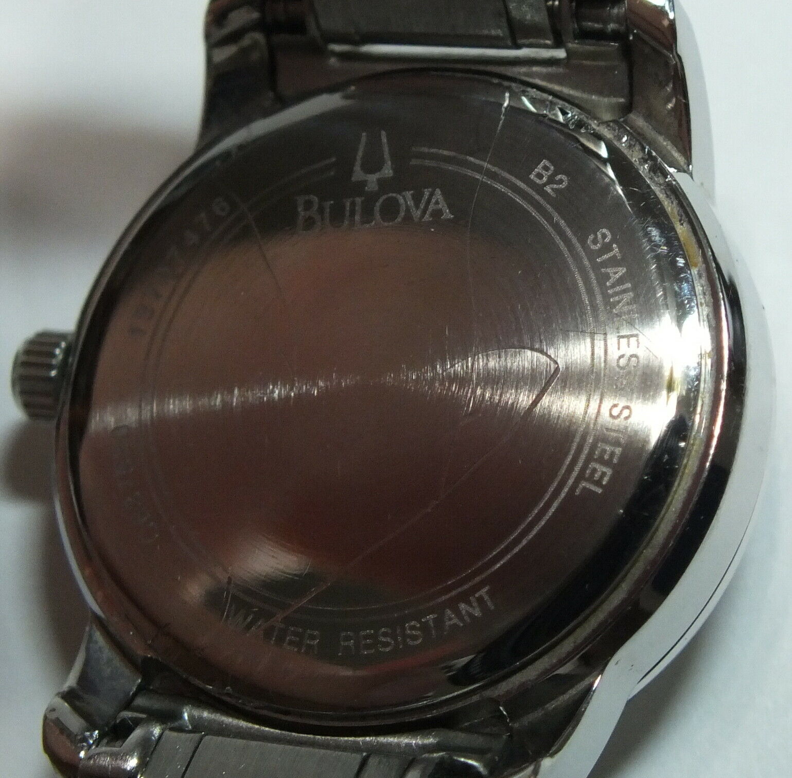 Like new Bulova C637530 Ladies Quartz Watch Diamond Bezel. Caravelle Bulova Diamond Bezel White Dial Gold Vintage  main image 3