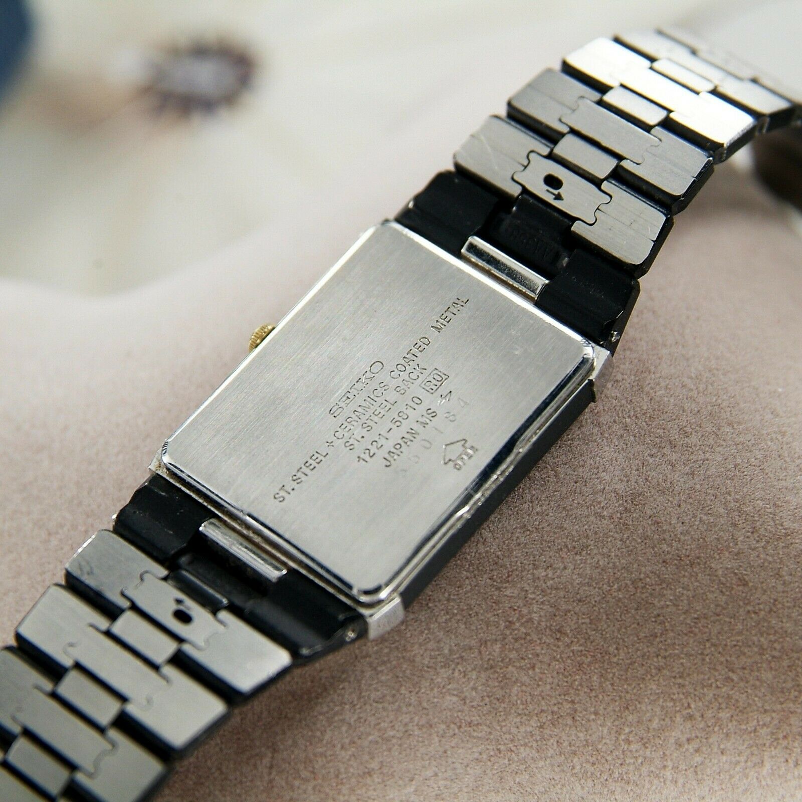 Vintage Seiko Arc Quartz Men's Dress Watch | WatchCharts Marketplace
